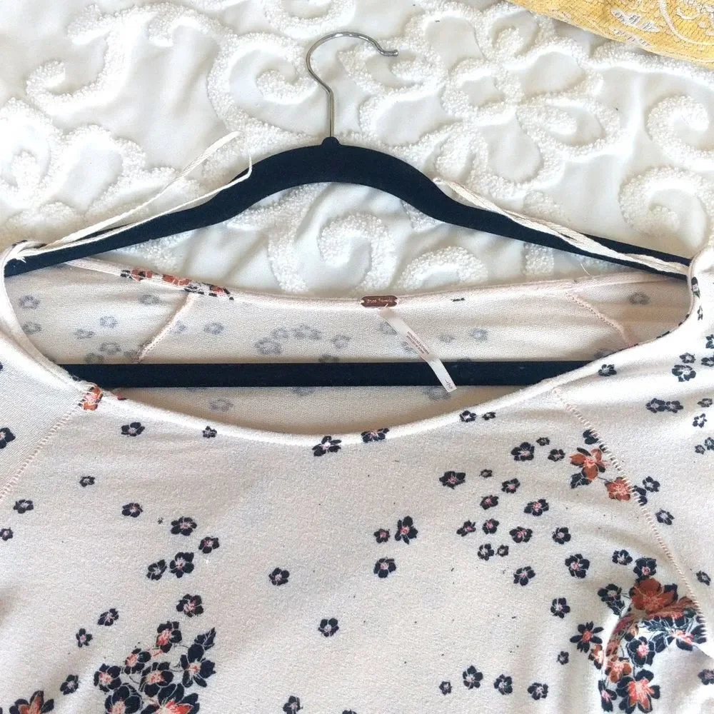 Free People-To The Tropics Tee.. Size L